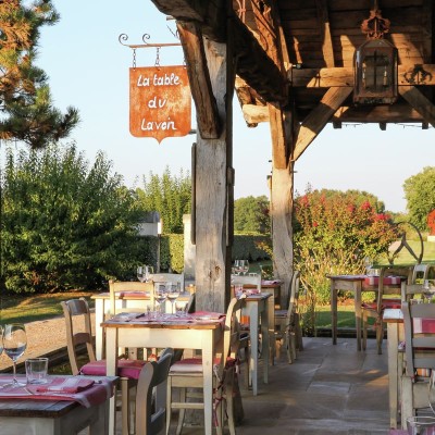 La Table du lavoir / PhilippeCastex